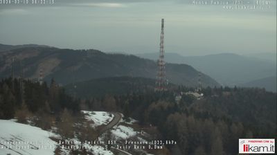 immagine della webcam nei dintorni di Menconico: webcam Passo del Penice