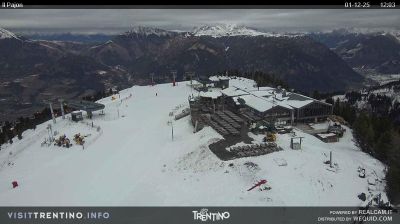 immagine della webcam nei dintorni di Cavalese: webcam Alpe Cermis