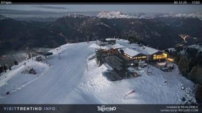 immagine della webcam nei dintorni di Varena: webcam Cavalese