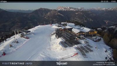 immagine della webcam nei dintorni di Ziano di Fiemme: webcam Alpe Cermis