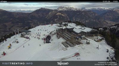 immagine della webcam nei dintorni di Palù del Fersina: webcam Alpe Cermis