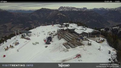 immagine della webcam nei dintorni di Ziano di Fiemme: webcam Alpe Cermis