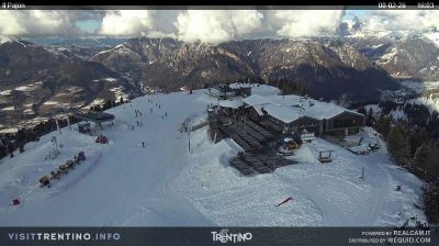 immagine della webcam nei dintorni di Castello Tesino: webcam Alpe Cermis