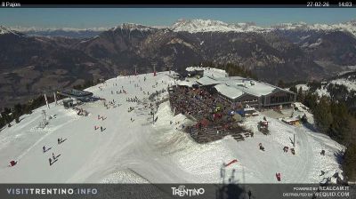 immagine della webcam nei dintorni di Ziano di Fiemme: webcam Alpe Cermis