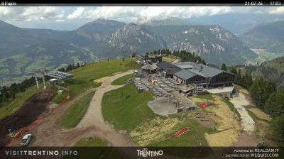 immagine della webcam nei dintorni di Castello Tesino: webcam Alpe Cermis
