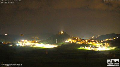 immagine della webcam nei dintorni di Viano: webcam Carpineti