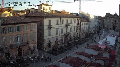 immagine della webcam nei dintorni di Sarnano: webcam Ascoli Piceno