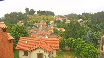 immagine della webcam nei dintorni di San Benedetto in Alpe: webcam Passo della Consuma
