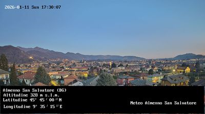 immagine della webcam nei dintorni di Almenno San Bartolomeo: webcam Almenno San Salvatore