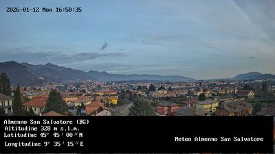 immagine della webcam nei dintorni di San Pellegrino Terme: webcam Almenno San Salvatore