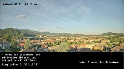immagine della webcam nei dintorni di Zogno: webcam Almenno San Salvatore