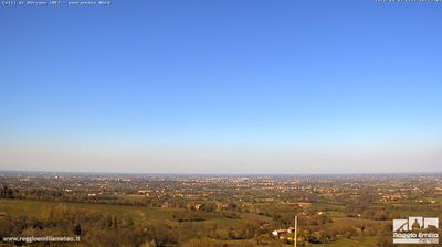 immagine della webcam nei dintorni di Parma Aeroporto: webcam Albinea