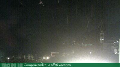 immagine della webcam nei dintorni di Brezzo di Bedero: webcam Cannero Riviera