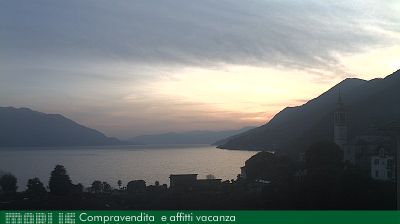 immagine della webcam nei dintorni di Valganna: webcam Cannero Riviera