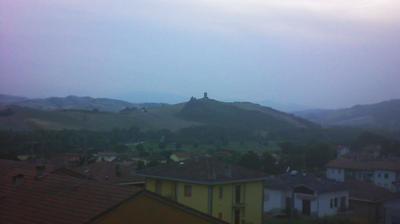 immagine della webcam nei dintorni di Pesaro: webcam Montecalvo in Foglia