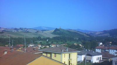 immagine della webcam nei dintorni di Casteldimezzo: webcam Montecalvo in Foglia