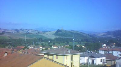 immagine della webcam nei dintorni di Gabicce Monte: webcam Montecalvo in Foglia