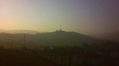 immagine della webcam nei dintorni di Monte Grimano Terme: webcam Montecalvo in Foglia