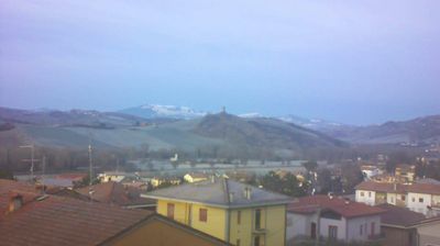 immagine della webcam nei dintorni di Misano Adriatico: webcam Montecalvo in Foglia