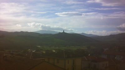 immagine della webcam nei dintorni di Gabicce Mare: webcam Montecalvo in Foglia