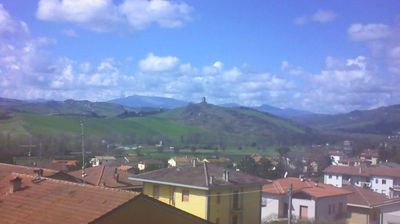 immagine della webcam nei dintorni di Macerata Feltria: webcam Montecalvo in Foglia