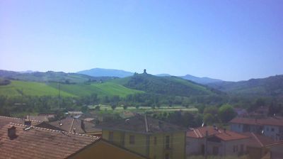 immagine della webcam nei dintorni di Portoverde: webcam Montecalvo in Foglia