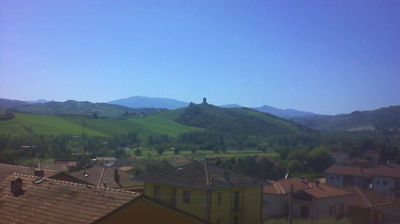 immagine della webcam nei dintorni di Carpegna: webcam Montecalvo in Foglia