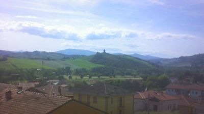 immagine della webcam nei dintorni di Fogliano Marina: webcam Montecalvo in Foglia