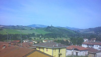 immagine della webcam nei dintorni di Montelabbate: webcam Montecalvo in Foglia