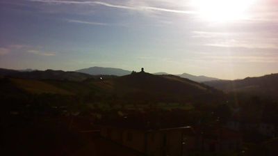 immagine della webcam nei dintorni di Montecopiolo: webcam Montecalvo in Foglia