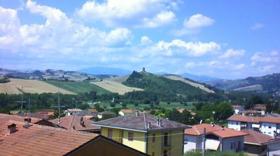 immagine della webcam nei dintorni di Carpegna: webcam Montecalvo in Foglia