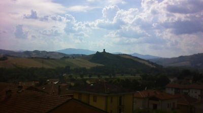 immagine della webcam nei dintorni di Cattolica: webcam Montecalvo in Foglia