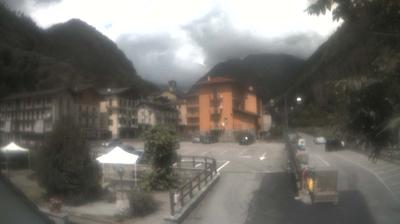 immagine della webcam nei dintorni di Pont-Canavese: webcam Ronco Canavese