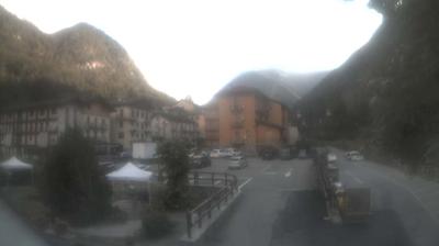immagine della webcam nei dintorni di Pont-Canavese: webcam Ronco Canavese