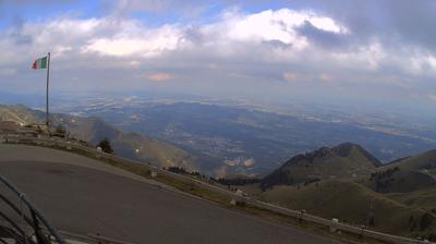 immagine della webcam nei dintorni di Arsiè: webcam Monte Grappa
