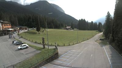 immagine della webcam nei dintorni di Rifugio Calvi Laghi Gemelli: webcam Spiazzi di Gromo