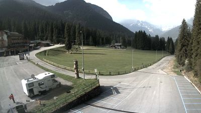 immagine della webcam nei dintorni di Rifugio Calvi Laghi Gemelli: webcam Spiazzi di Gromo