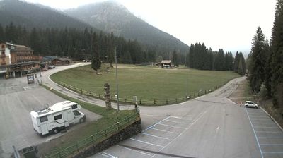 immagine della webcam nei dintorni di Rifugio Calvi Laghi Gemelli: webcam Spiazzi di Gromo