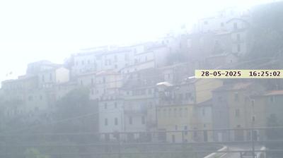 immagine della webcam nei dintorni di Prati di Tivo: webcam Ofena