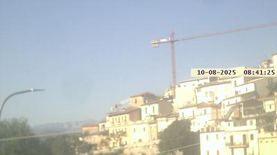 immagine della webcam nei dintorni di Calascio: webcam Ofena