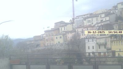 immagine della webcam nei dintorni di Fano Adriano: webcam Ofena