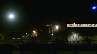 immagine della webcam nei dintorni di Rocca di Mezzo: webcam Ofena