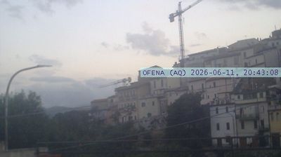 immagine della webcam nei dintorni di Rocca di Cambio: webcam Ofena