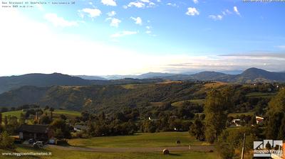 immagine della webcam nei dintorni di Scandiano: webcam Parco Matildico