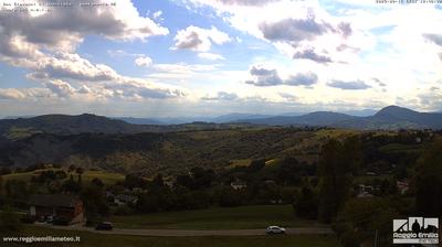 immagine della webcam nei dintorni di Neviano degli Arduini: webcam Parco Matildico