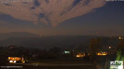 immagine della webcam nei dintorni di Quattro Castella: webcam Parco Matildico