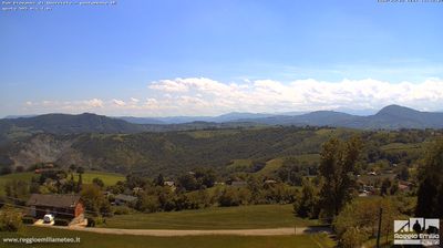 immagine della webcam nei dintorni di Quattro Castella: webcam Parco Matildico