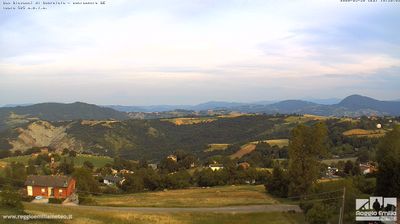 immagine della webcam nei dintorni di Neviano degli Arduini: webcam Parco Matildico