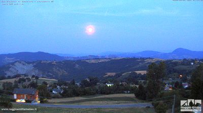 immagine della webcam nei dintorni di Parma Aeroporto: webcam Parco Matildico