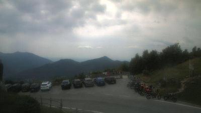 immagine della webcam nei dintorni di Piani Resinelli: webcam Sormano
